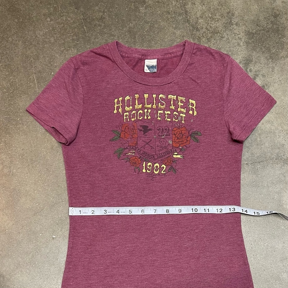 Vintage Y2K Hollister Rock Fest 1982 Baby Tee Graphic XXS - Picture 7 of 8